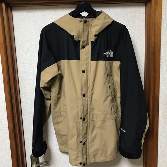 THE NORTH FACE