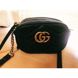 グッチ(Gucci)のGUCCHI ショルダーバック(ショルダーバッグ)