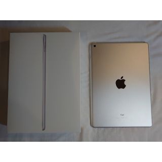 アイパッド(iPad)のiPad9.7 WIFI 32GB MP2GJ/A 第5世代(タブレット)