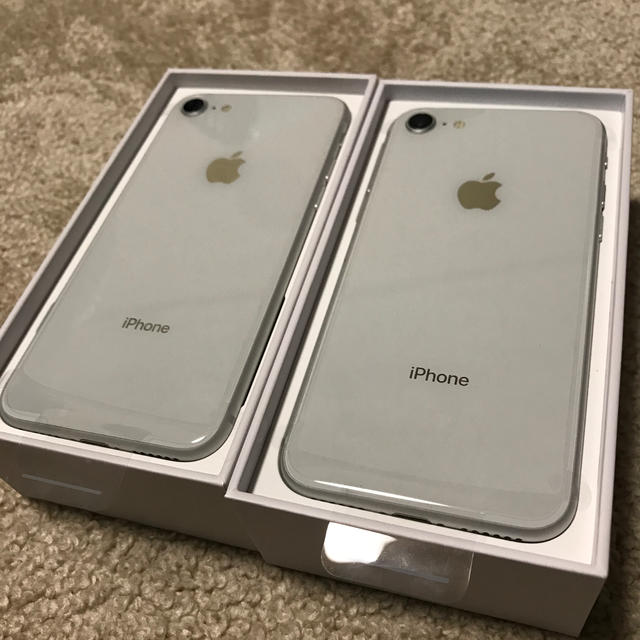 新品未使用】iPhone8／シルバー／64GB／SIMフリー／2台-