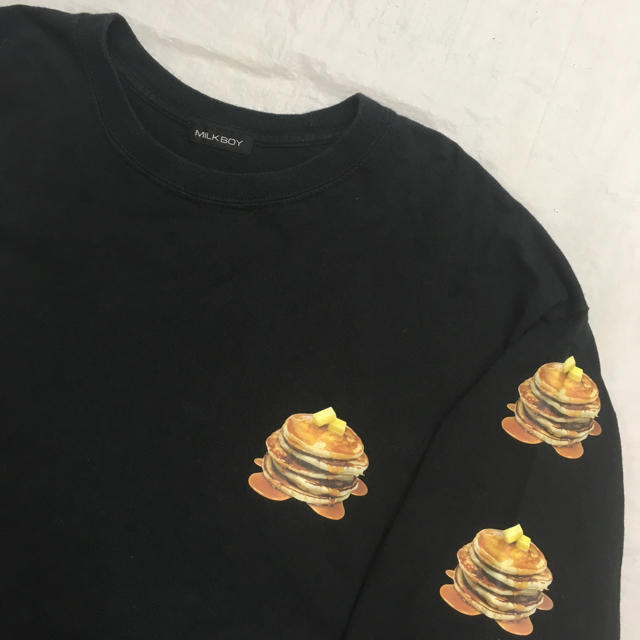 MILKBOY(ミルクボーイ)のMILKBOY ミルクボーイ PAINCAKE TEE  ロンT パンケーキ メンズのトップス(Tシャツ/カットソー(七分/長袖))の商品写真