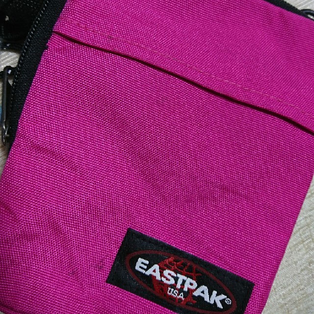 EASTPAK(イーストパック)の♡EASTPAK ミニポーチ♡ レディースのファッション小物(ポーチ)の商品写真