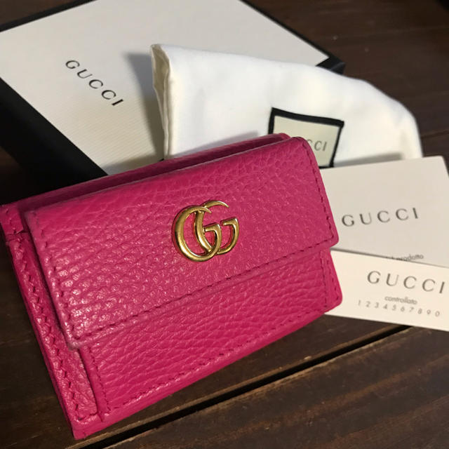 美品 グッチ コンパクト 財布 三つ折り ピンク | フリマアプリ ラクマ