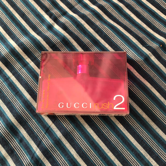 Gucci(グッチ)のグッチラッシュ2ET／SP30mL コスメ/美容の香水(香水(女性用))の商品写真