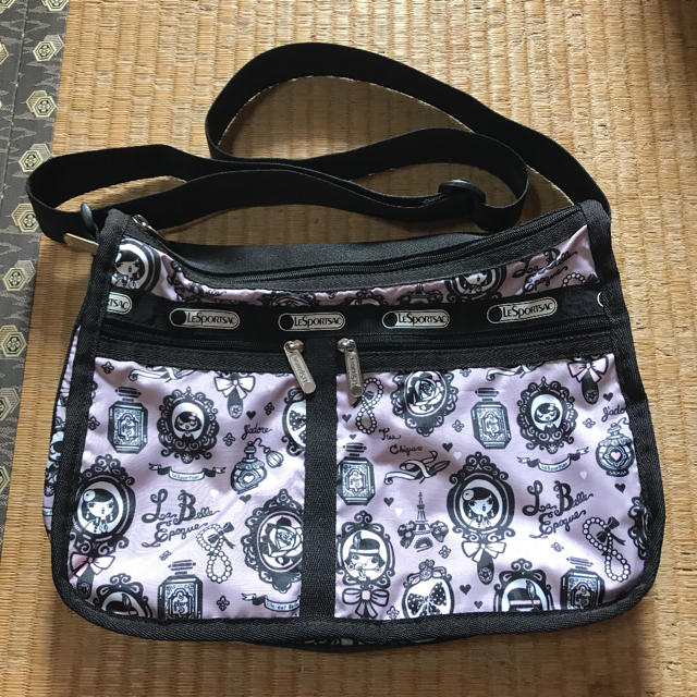 LeSportsac(レスポートサック)のレスポートサック ショルダーバッグ レディースのバッグ(ショルダーバッグ)の商品写真