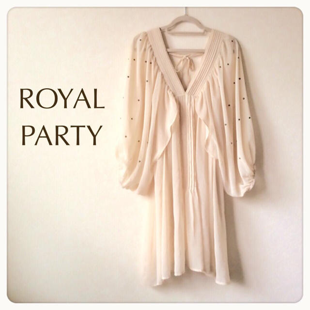 ROYAL PARTY(ロイヤルパーティー)の未使用♡ロイヤルパーティー♡ワンピース レディースのワンピース(ミニワンピース)の商品写真