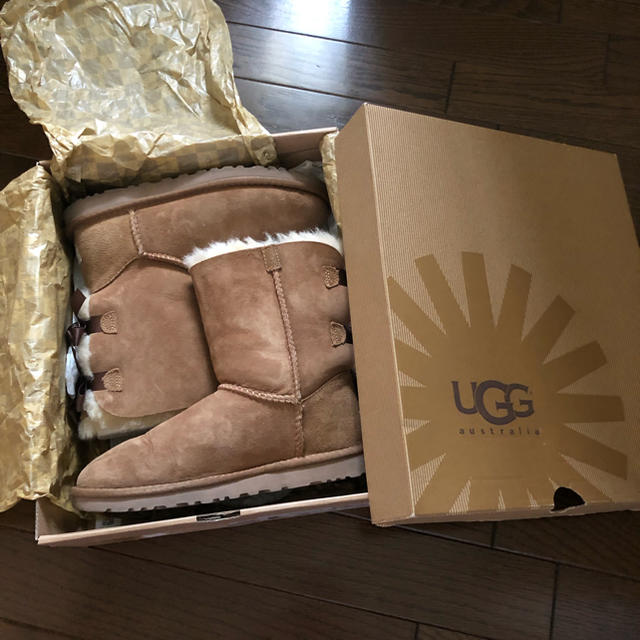 ♡ 美品 ♡ UGG リボン ムートンブーツ