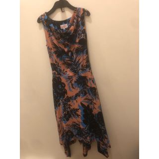 ヴィヴィアンウエストウッド(Vivienne Westwood)のvivienne westwood   ドレス ワンピース(ひざ丈ワンピース)