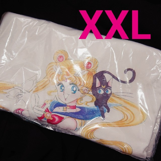 UNIQLO(ユニクロ)のユニクロ セーラームーン UT Tシャツ XXL レディースのトップス(Tシャツ(半袖/袖なし))の商品写真