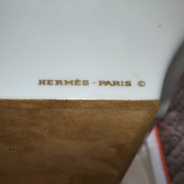 Hermes(エルメス)のエルメス Hermes灰皿 アッシュトレイシガレットトレー 陶器鳥柄 エンタメ/ホビーの美術品/アンティーク(陶芸)の商品写真