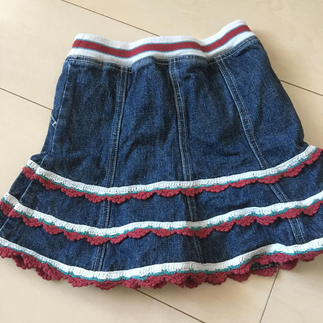 papp(パプ)の子供服  Papp     ジーンズスカート  100 キッズ/ベビー/マタニティのキッズ服女の子用(90cm~)(スカート)の商品写真