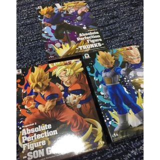 ドラゴンボール(ドラゴンボール)のドラゴンボール フィギュア 悟空 ベジータ トランクス 3体 セット(フィギュア)