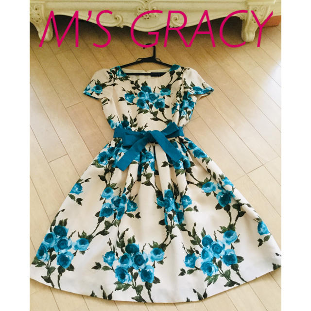 M'S GRACY(エムズグレイシー)の秋桜様専用お値下げ❣️エムズグレイシー 💠ブルーローズ ワンピース 38  レディースのワンピース(ひざ丈ワンピース)の商品写真