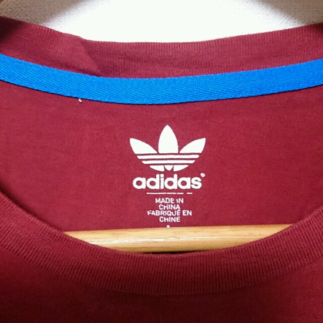 adidas(アディダス)のadidas　三つ葉　ビッグロゴTシャツ メンズのトップス(Tシャツ/カットソー(半袖/袖なし))の商品写真