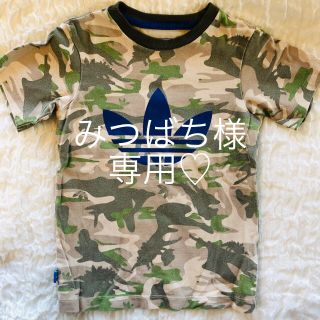 アディダス(adidas)のadidas 迷彩柄Tシャツ 100cm♡(Tシャツ/カットソー)