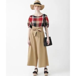 バーバリーブルーレーベル(BURBERRY BLUE LABEL)の♡美品 クレストブリッジ ブルーレーベル ガウチョパンツ 38(カジュアルパンツ)