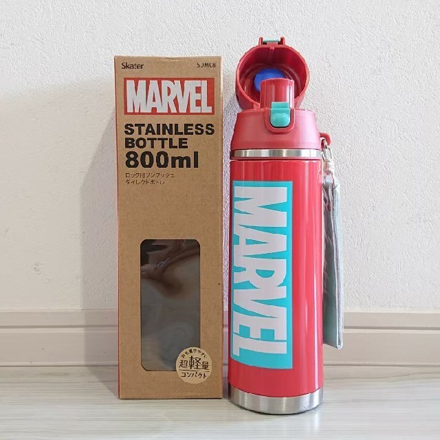 MARVEL(マーベル)のMARVEL マーベル 新品 超軽量 ワンプッシュ ダイレクトボトル 800ml キッズ/ベビー/マタニティの授乳/お食事用品(水筒)の商品写真