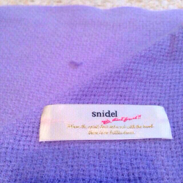 SNIDEL(スナイデル)のsnidel スナイデル ストール 紫 レディースのファッション小物(マフラー/ショール)の商品写真