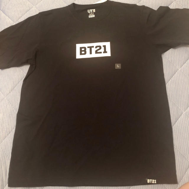 防弾少年団(BTS)(ボウダンショウネンダン)の★新品★ユニクロ×BT21 グラフィックTシャツ 黒 メンズのトップス(Tシャツ/カットソー(半袖/袖なし))の商品写真