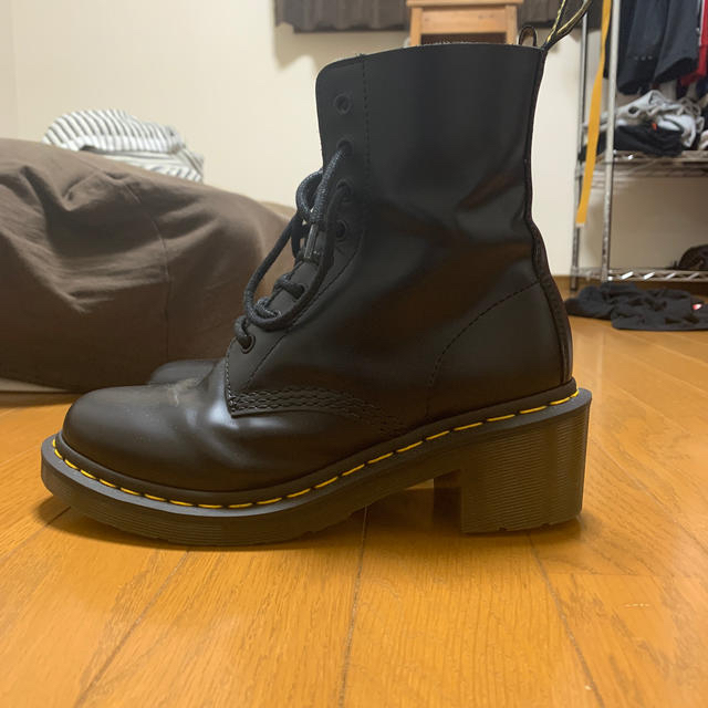 Dr.Martens(ドクターマーチン)のドクターマーチン 8ホール ブーツ 25cm レディースの靴/シューズ(ブーツ)の商品写真