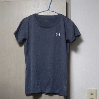 アンダーアーマー(UNDER ARMOUR)のアンダーアーマー レディースTシャツ グレー S(Tシャツ(半袖/袖なし))