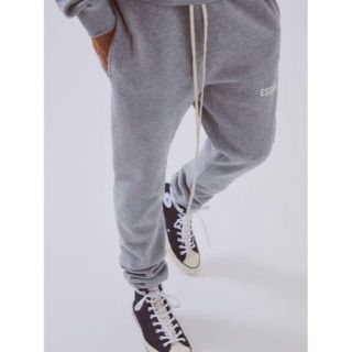 フィアオブゴッド(FEAR OF GOD)の★FOG ESSENTIALS★ Sweatpants グレー［XS］(その他)