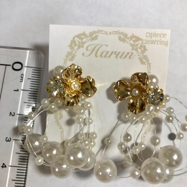 Harun❁﻿ゴールドフラワービジュー×パールシャワーピアス❁﻿イヤリング ハンドメイドのアクセサリー(ピアス)の商品写真