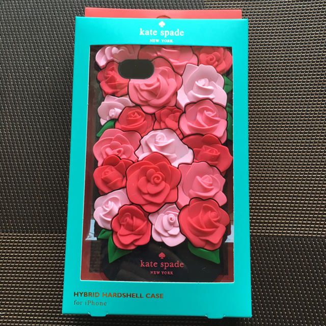 kate spade new york(ケイトスペードニューヨーク)の箱なし iPhone7/8 薔薇 シリコン ローズ ケイトスペード  スマホ/家電/カメラのスマホアクセサリー(iPhoneケース)の商品写真