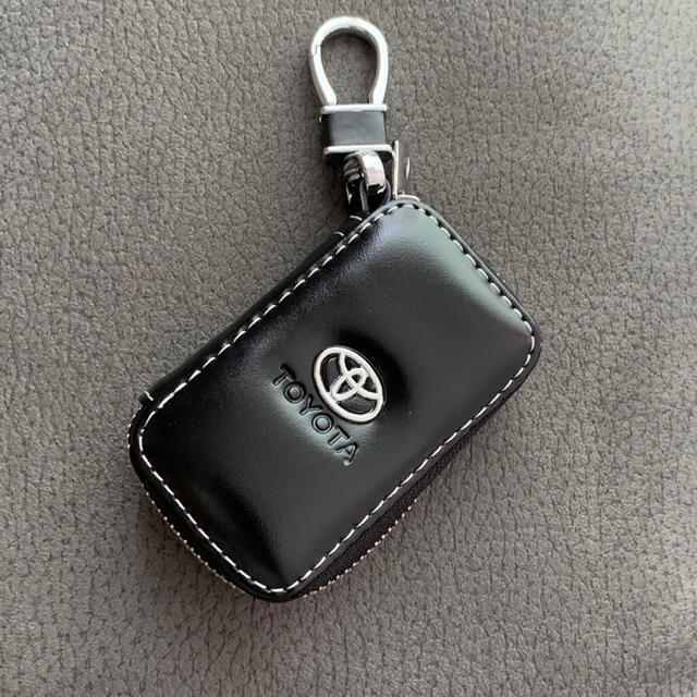 トヨタ スマートキーケース PUレザー 黒色 メンズのファッション小物(キーケース)の商品写真
