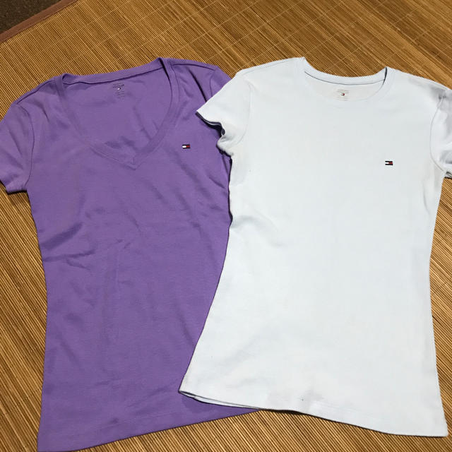 TOMMY HILFIGER(トミーヒルフィガー)のTommy Tシャツ 2枚セット レディースのトップス(Tシャツ(半袖/袖なし))の商品写真