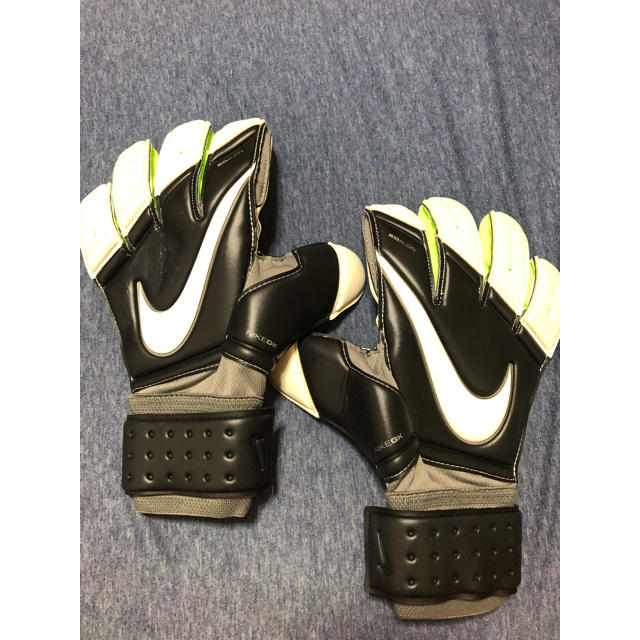 NIKE - 日本未発売モデル ナイキ キーパーグローブ プレミア SGTの通販