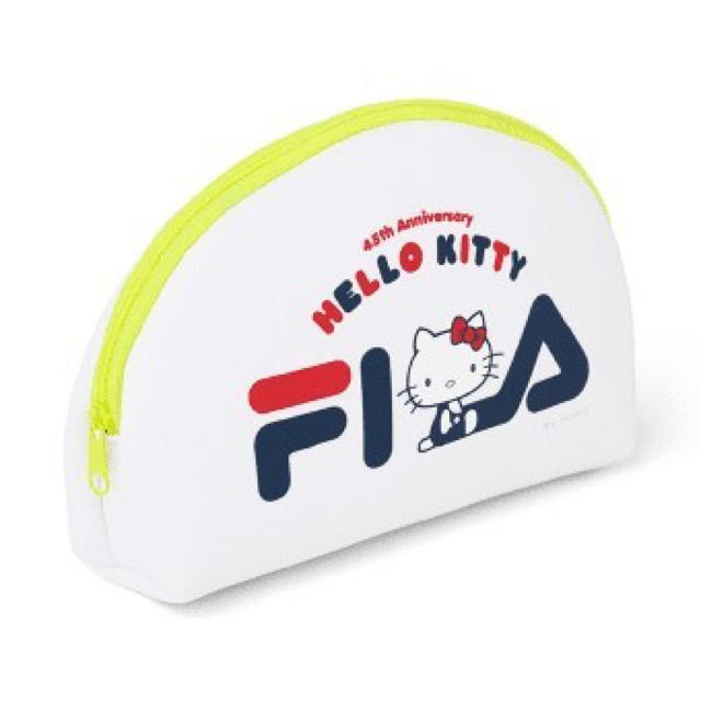 FILA(フィラ)の【付録】 Hello Kitty × Seventeen × FILA ポーチ レディースのファッション小物(ポーチ)の商品写真