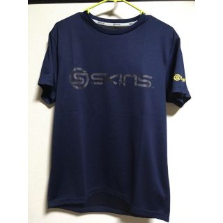 スキンズ(SKINS)のskins Tシャツ M(Tシャツ/カットソー(半袖/袖なし))