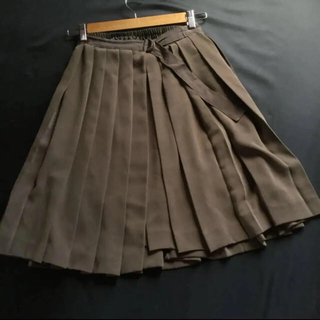 ココディール(COCO DEAL)のスカート(ひざ丈スカート)