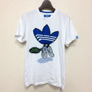 アディダス(adidas)の【adidas】ロゴ＋スニーカープリント(Tシャツ/カットソー(半袖/袖なし))