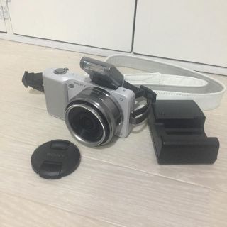 ソニー(SONY)のSONY NEX-3A(W) デジタル一眼カメラ(デジタル一眼)