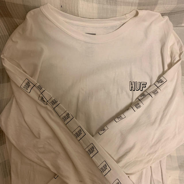 HUF(ハフ)のHUF ロンT lサイズ 原宿店デザイン メンズのトップス(Tシャツ/カットソー(七分/長袖))の商品写真