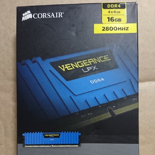 PCパーツCORSAIR DDR4メモリ 4GB×4枚(計16GB)