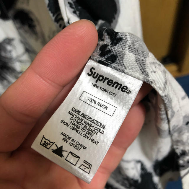 Supreme(シュプリーム)のsupreme メンズのトップス(シャツ)の商品写真