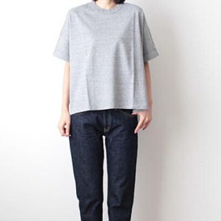 ジャーナルスタンダード(JOURNAL STANDARD)のTRAVAIL MANUEL  グレー  Tシャツ  (Tシャツ(半袖/袖なし))