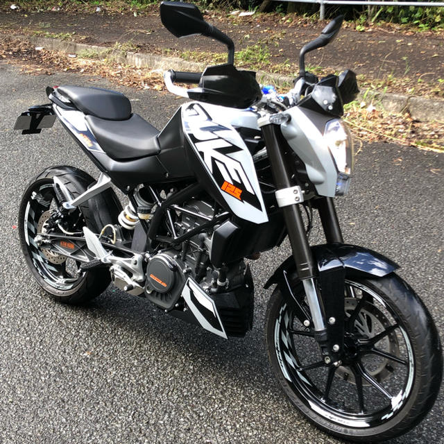 KTM 125 Duke 綺麗です。今日から3日間のギリギリ値下げです。