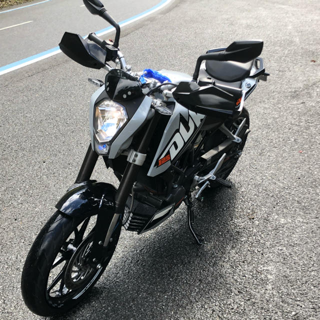 KTM 125 Duke 綺麗です。今日から3日間のギリギリ値下げです。 自動車/バイクのバイク(車体)の商品写真