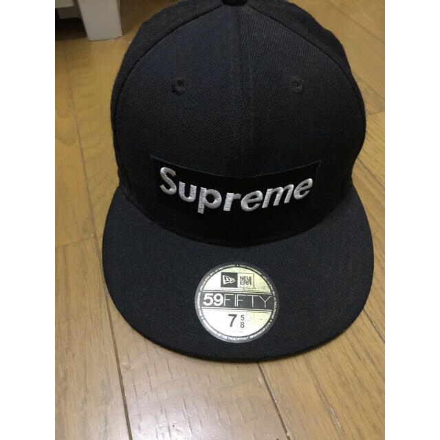 Supreme(シュプリーム)のシュプリーム ニューエラ  キャップ ストリート 正規品 supreme メンズの帽子(キャップ)の商品写真
