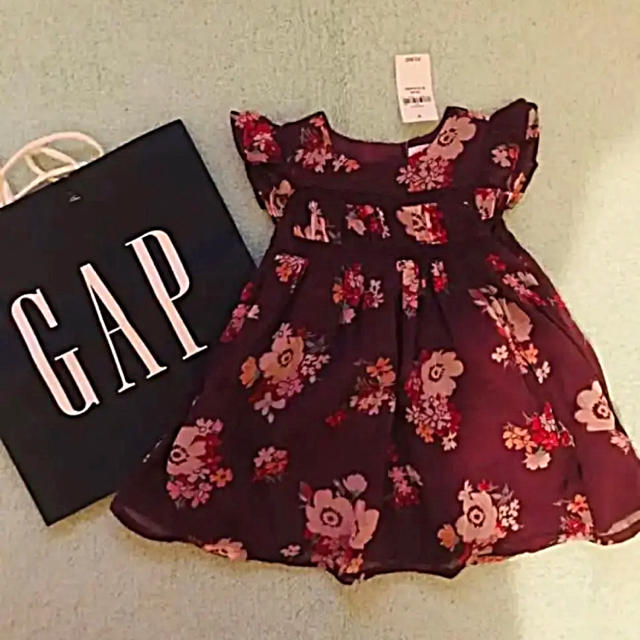 babyGAP(ベビーギャップ)の「新品未使用」Babygap ワンピース キッズ/ベビー/マタニティのベビー服(~85cm)(ワンピース)の商品写真