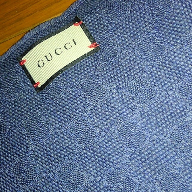 Gucci(グッチ)の最終値下げ　グッチ　マフラー レディースのファッション小物(マフラー/ショール)の商品写真