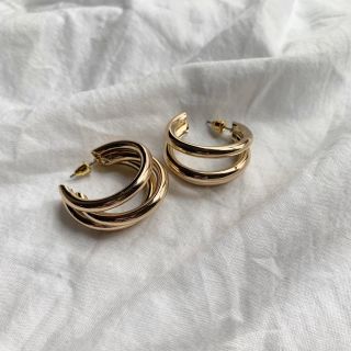 ザラ(ZARA)の【在庫処分セール】三連フープピアス(ピアス)