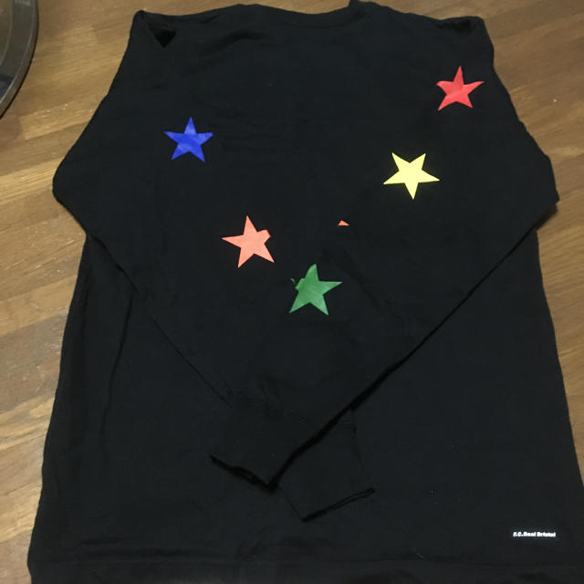 F.C.R.B.(エフシーアールビー)のFCRB MULTI COLOR STAR L/S TEE メンズのトップス(Tシャツ/カットソー(七分/長袖))の商品写真