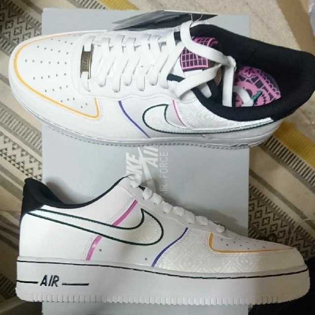 NIKE エアフォース1 07 PRM