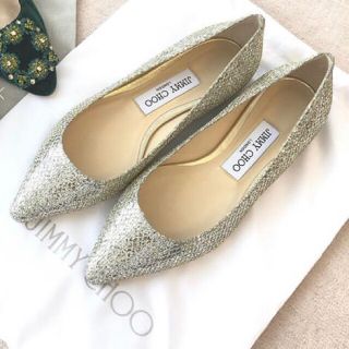 ジミーチュウ(JIMMY CHOO)のJIMMY CHOO フラットシューズ(ハイヒール/パンプス)