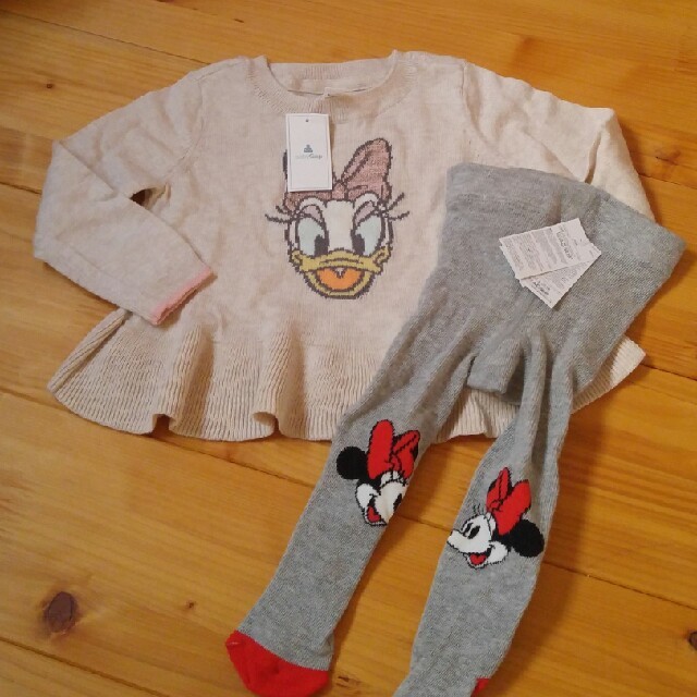 babyGAP(ベビーギャップ)の新品　ベビーギャップ　ディズニーセット キッズ/ベビー/マタニティのベビー服(~85cm)(ニット/セーター)の商品写真